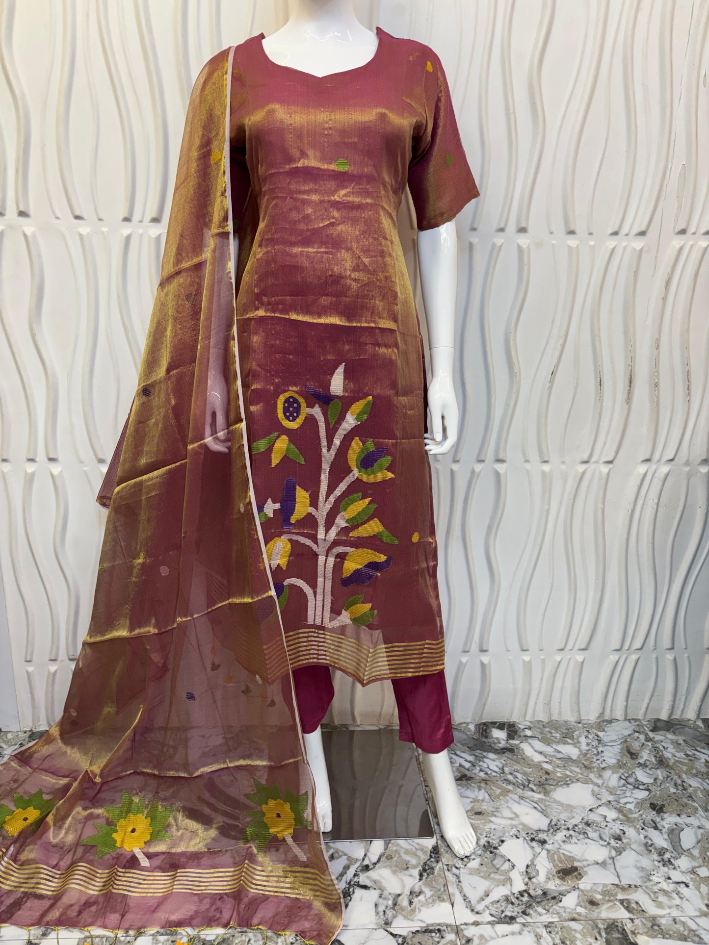 Luxury Tissue Jamdani 3-Piece Suit Set | Handloom Floral Edition