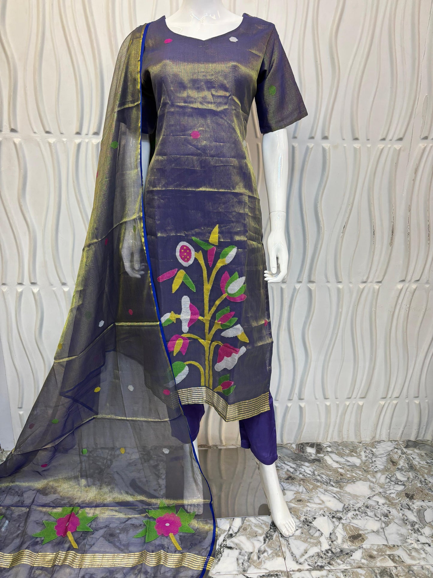 Luxury Tissue Jamdani 3-Piece Suit Set | Handloom Floral Edition